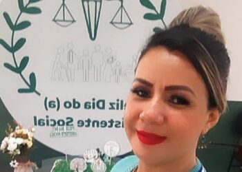 A assistente social foi levada para a DCCM. Foto: Reprodução/Polícia Civil