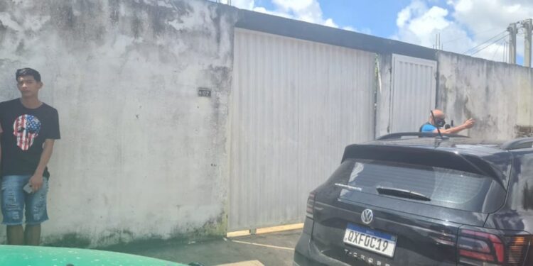 Cinco homens entraram na casa e executaram as vítimas. Foto: Divulgação