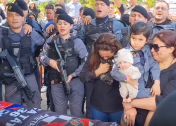 O velório aconteceu no Comando da PM, Zona Sul de Manaus. Foto: Reprodução