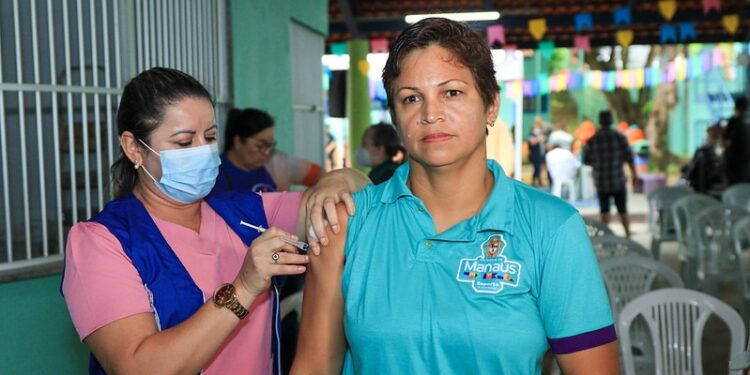 O avanço na campanha segue orientação do Ministério da Saúde. Foto:  Camila Batista / Semsa