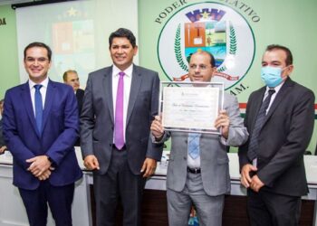 A honraria, de propositura do vereador Massilon Cursino, foi concedida pela Câmara Municipal do município. Foto: Divulgação