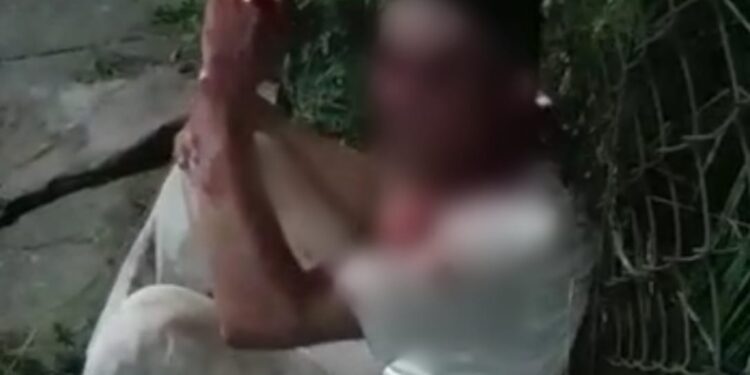 O homem foi pego no flagra. Foto: Reprodução