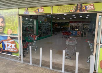 Não foi informado porque as barras de ferro foram instaladas no local. Foto: Divulgação