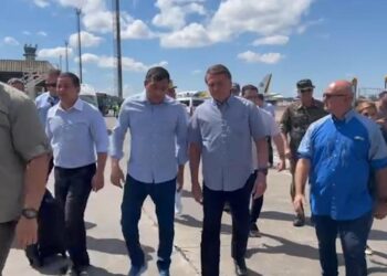 O governador do Amazonas, Wilson Lima, recebeu, na manhã deste sábado (18/06), o presidente da República, Jair Bolsonaro. Foto: Divulgação/Secom