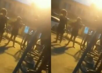 A briga ocorreu no meio de outras crianças. Foto: Reprodução