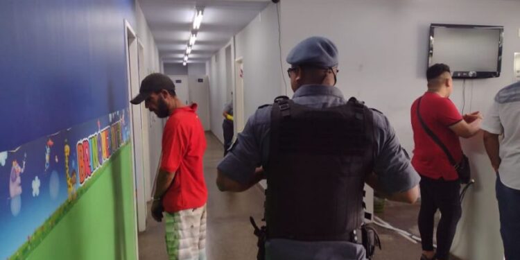 O homem foi preso nesta manhã (29). Foto: Reprodução