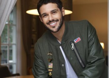 Esse vai ser o primeiro grande evento que o modelo participa desde o seu acidente. Foto: Reprodução/Internet