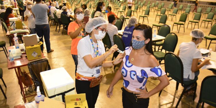 O novo ponto vai atender também crianças e adolescentes que precisam avançar ou completar o esquema vacinal. Foto: Valdo Leão/ Arquivo – Semcom