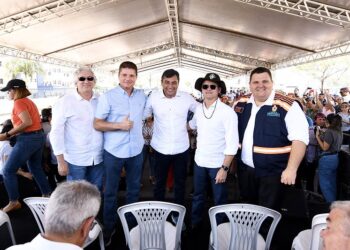 Os dois convênios foram assinados pela Prefeitura de Manaus e Governo do Estado do Amazonas. Foto: Dhyeizo Lemos / Semcom