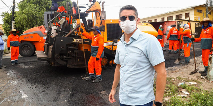 Parte dessa meta o prefeito diz que já alcançou em um ano e meio à frente da Prefeitura. Foto: Dhyeizo Lemos/Arquivo Semcom