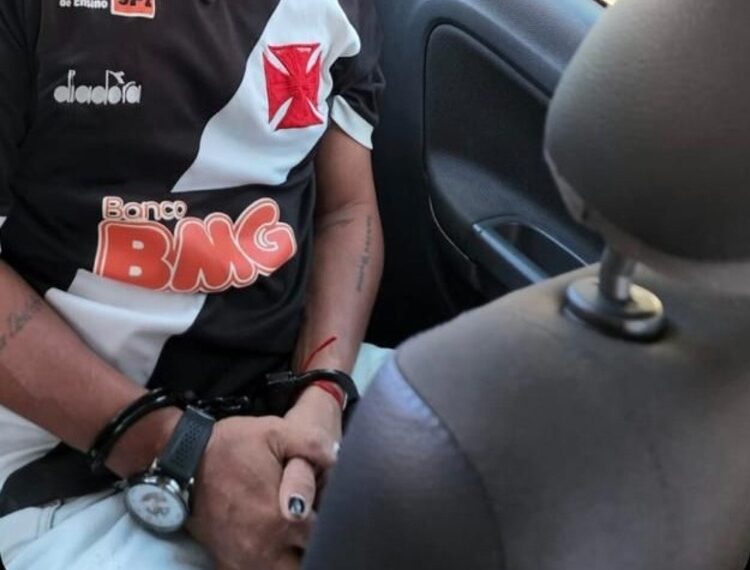 Homem é preso em Manaus após chantagear menina de 16 anos com fotos íntimas