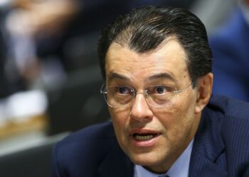 Eduardo Braga não tem o apoio do PT-AM para o governo do Amazonas. Foto: Reprodução/Internet