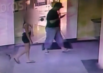 O crime ocorreu nas escadas de um prédio no Distrito Federal. Foto: Reprodução