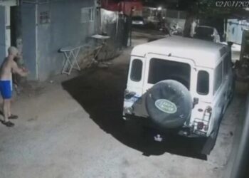 A briga estava ocorrendo na casa ao lado e o PM foi tentar ajudar. Foto: Reprodução