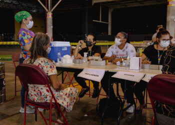 A vacina está liberada para todos os públicos a partir de 3 anos de idade, com a 1ª e 2ª doses. Foto: Henrique Souza / Semsa