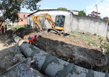 A ação visa levar qualidade de vida as famílias que moram na área. Foto: Márcio Melo - Seminf