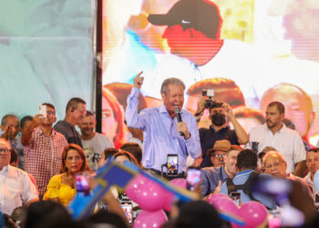 Arthur Virgílio Neto reagiu fortemente nesta segunda-feira (1º de agosto) ao novo decreto. Foto: Karla Vieira / Assessoria AVN