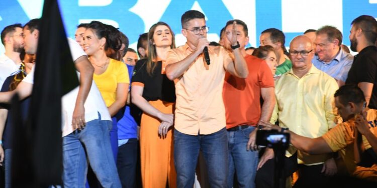 David Almeida participou da convenção, realizada em parceria com o União Brasil, nesta quinta-feira (4). Foto:  Avante Amazonas