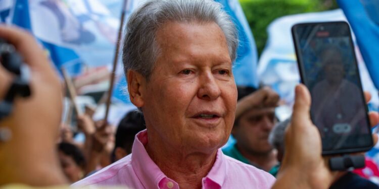 O debate inédito foi realizado pela rede Bandnews/Difusora FM, na manhã desta segunda-feira (29). Foto: Anthony Nobre / Assessoria AVN