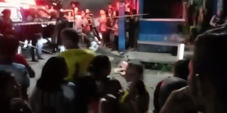 O crime aconteceu na noite desta terça-feira (9) e o menino não seria morador da área. Foto: Reprodução