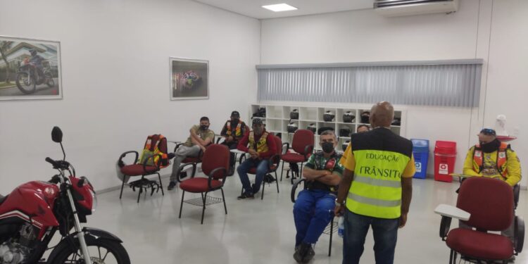 Com carga horária de oito horas, o treinamento é gratuito. Foto: Divulgação / IMMU