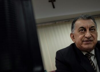 O desembargador se irritou ao ouvir criança falando. Foto: Reprodução