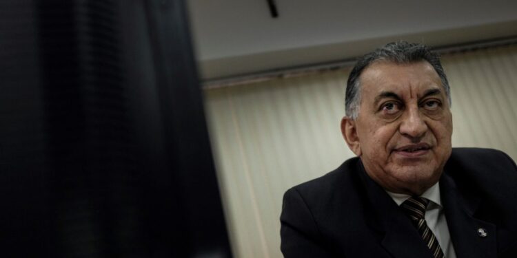 O desembargador se irritou ao ouvir criança falando. Foto: Reprodução