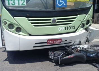 O motociclista estava sem capacete. Foto: Reprodução