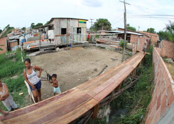 A ponte tem aproximadamente 140 metros de extensão. Foto:  Márcio Melo / Seminf