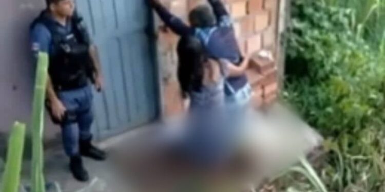 Um vídeo mostra como o pai ficou ao saber do ocorrido. Foto: Reprodução