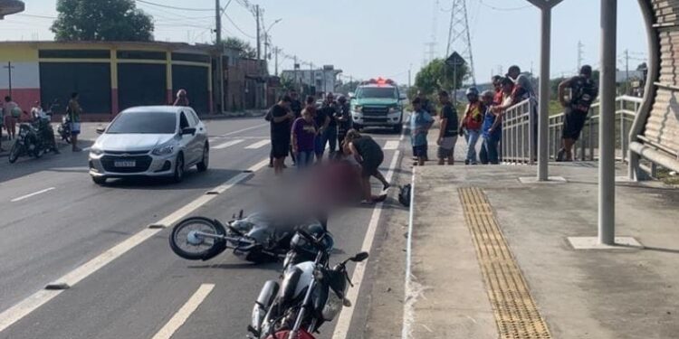 O acidente ocorreu na manhã deste domingo (9), na Zona Norte de Manaus. Foto: Divulgação