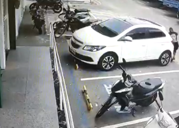 O crime ocorreu na frente de uma agência bancária em Coari. Foto: Reprodução