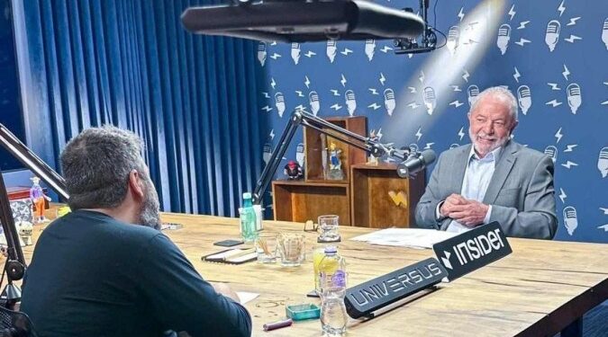 Lula foi o entrevistado do podcast, que já havia entrevistado anteriormente Bolsonaro. Foto: Reprodução