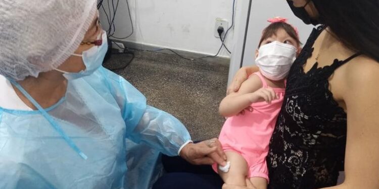 Até esta terça-feira (22) apenas 12 crianças foram vacinadas. Foto: Reprodução