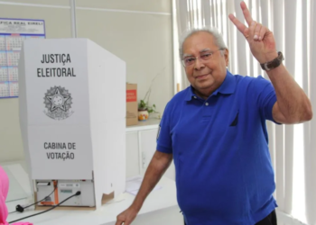 Amazonino foi internado ainda na madrugada. Foto: Divulgação