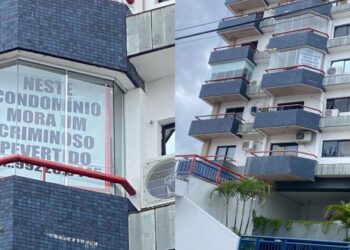 A placa foi colocada na varanda do apartamento. Foto: Reprodução