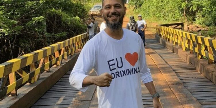 Delegado Fonseca foi preso e levado para a delegacia. Foto: Reprodução