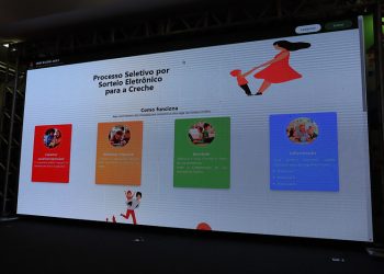 O processo foi feito no auditório da Semed e transmitido pela página oficial do Facebook. Foto: Mário Oliveira/ Semed