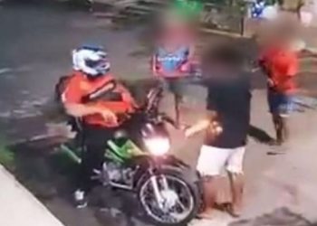 O crime ocorreu na noite de sábado (14) e foi flagrado por câmeras de segurança. Foto: Reprodução