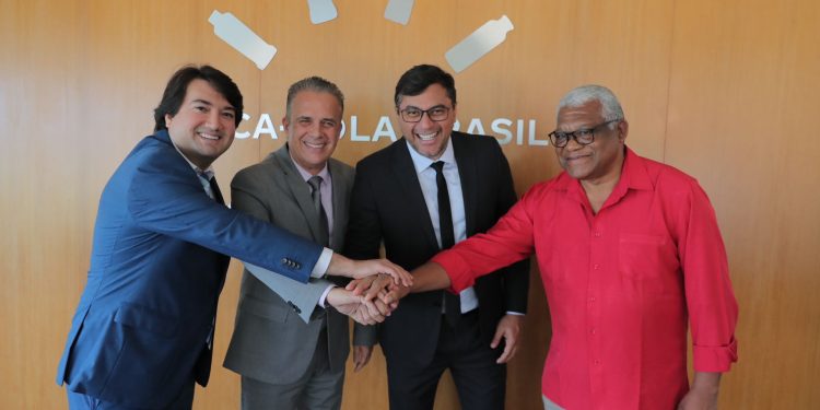 Presidentes dos bois dão início a preparação do espetáculo. Foto: Diego Peres/Secom