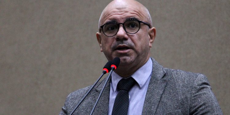 O vereador foi multado em R$ 5 mil. Foto: Robervaldo Rocha – Dircom/CMM
