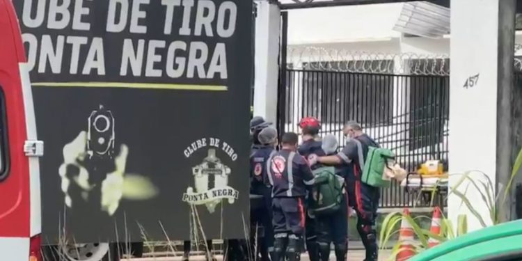 Subiu o número de vítimas fatais. A polícia e o Corpo de Bombeiros permanece no local. Foto: Reprodução