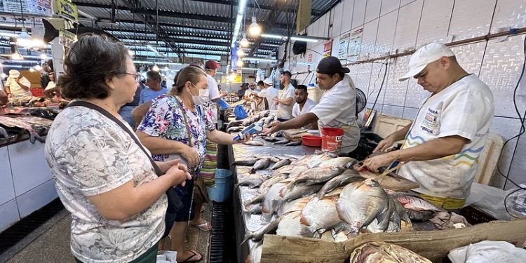 Nesse período que antecipa a Páscoa, as vendas aumentam significativamente. Foto: Gildo Smith / Semacc