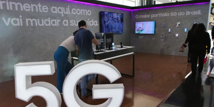 Digital Day, exposição de tecnologia 5G, acontece no Salão Negro do Congresso Nacional