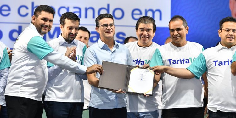 O projeto visa alcançar inicialmente, pelo menos 28 mil famílias até o fim do ano. Foto: Dhyeizo Lemos e Aguilar Abecassis / Semcom