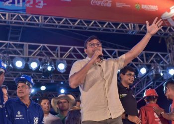 O lançamento do 56ª Festival Folclórico de Parintins (distante 369 km de Manaus) aconteceu no Bumbódromo da Ilha Tupinambarana. Foto: Janailton Falcão e Alex Pazuello / Secom