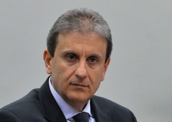 Brasília - O doleiro Alberto Youssef e o advogado Tracy Reinaldet durante audiência na Comissão Parlamentar de Inquérito (CPI) dos Fundos de Pensão (Valter Campanato/Agência Brasil)