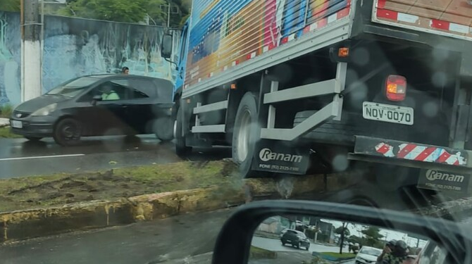 Por pouco ninguém se feriu. Foto: Reprodução