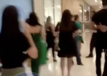 O caso aconteceu nesta sexta-feira (31) e a mulher fez questão de dizer que o marido era um liso. Foto: Reprodução