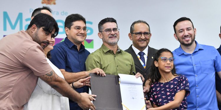 A alteração na legislação que instituiu o programa foi aprovada, por unanimidade, na Câmara Municipal de Manaus (CMM). Foto: Dhyeizo Lemos/Semcom e João Viana/Semcom
